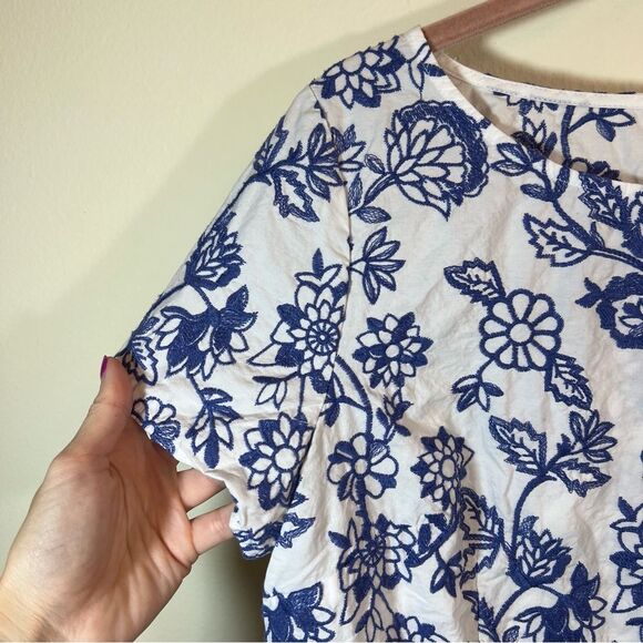 Talbots Women’s White Blue Floral Embroidered Peplum Top 6 Side Zipper - Picture 4 of 10